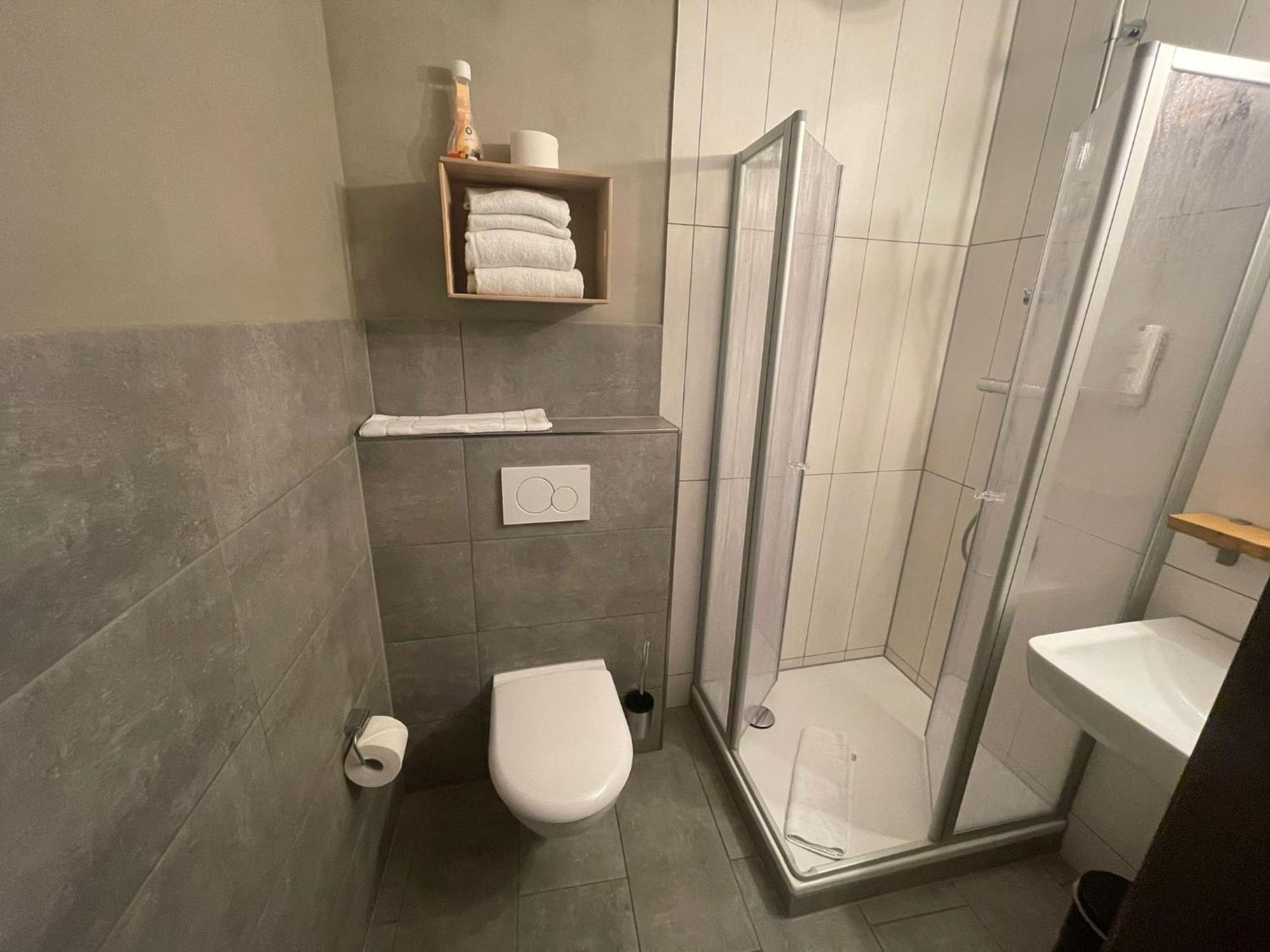 Zentrales Kobytinyhaus City Apartment Herford,Wlan,Parkplatz Esterno foto
